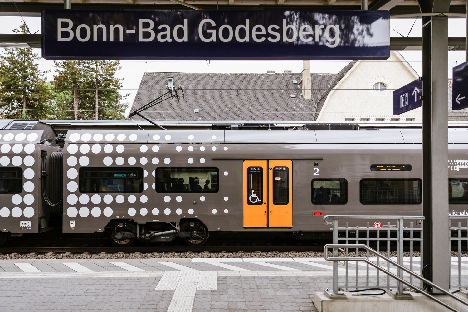 RE 5 (RRX) in Bonn-Bad Godesberg (Foto: Smilla Dankert)